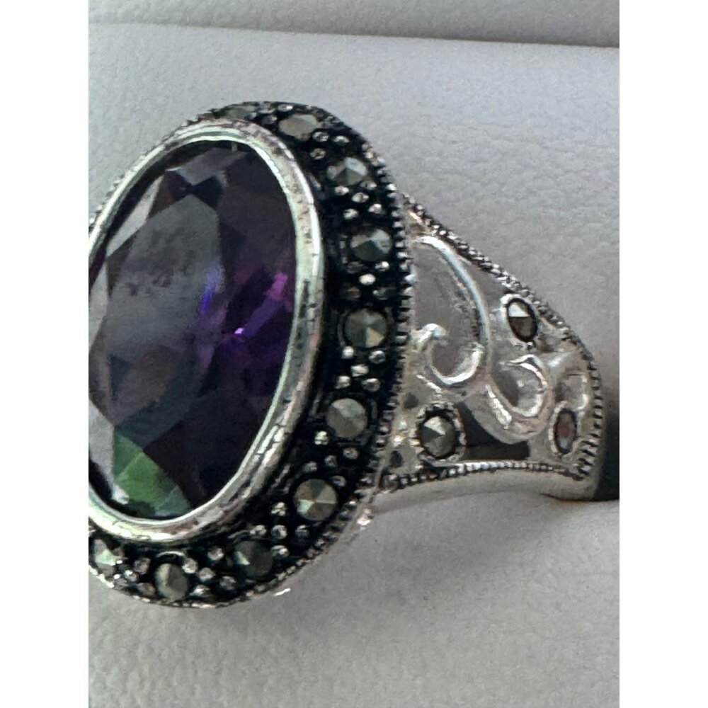 Unbranded Ring Womens Size 8 925 Sterling Marcasite Halo Oval Purple Stone - Picture 2 of 6